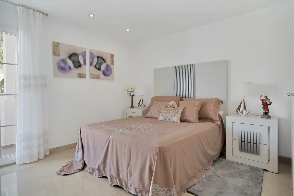 fdcc553b-1580-4991-8ed6-2e795e5d9bcd