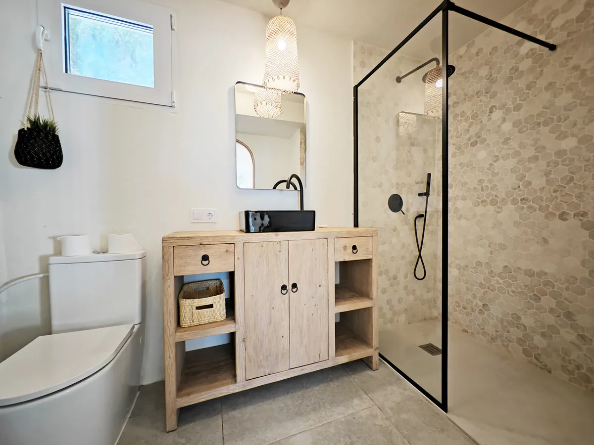 0f365888-944c-423d-8c8d-eafa9d2c4de1