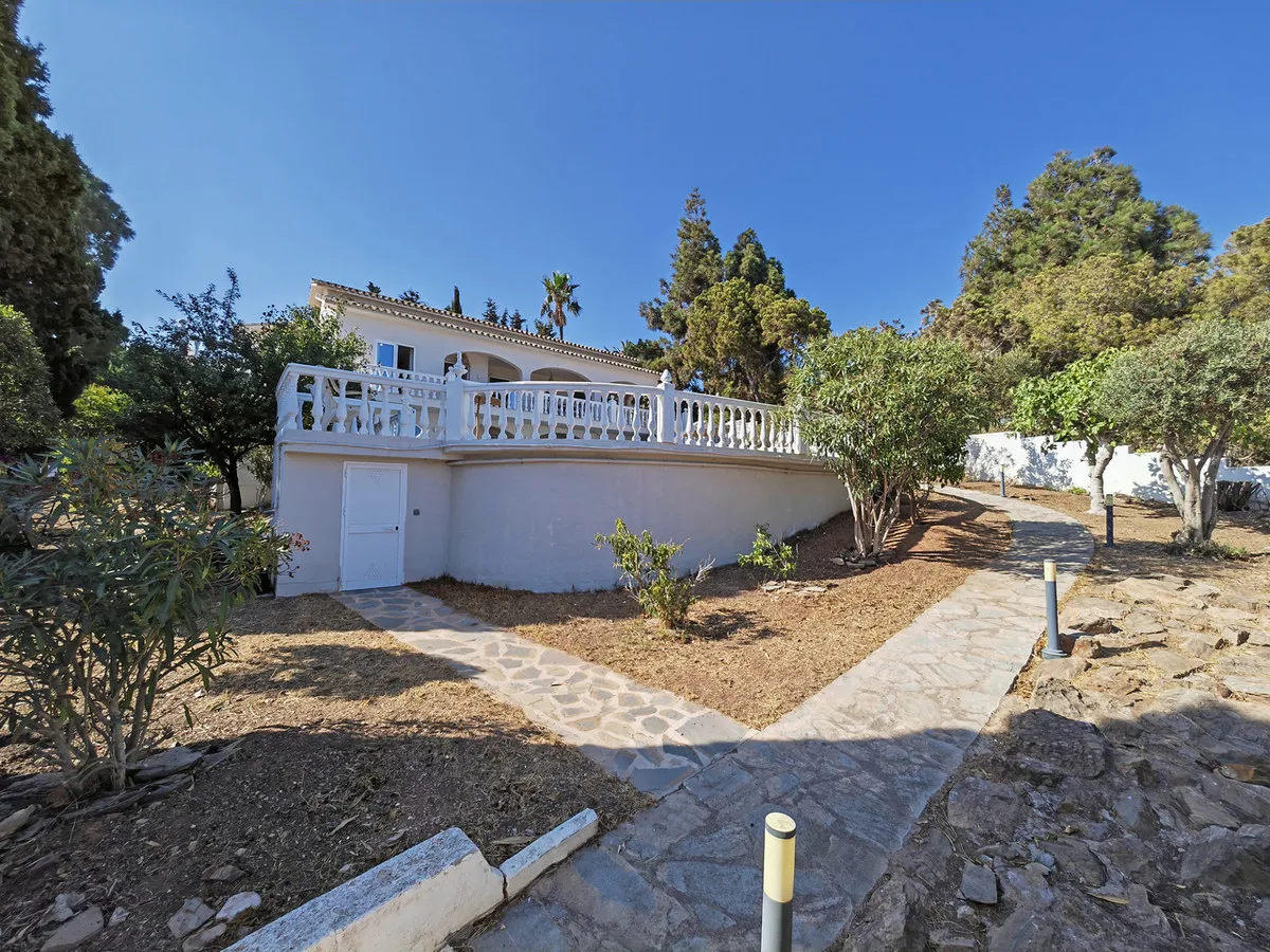 122d3b9a-f6f6-4df9-96f5-5efd5e23c2e0