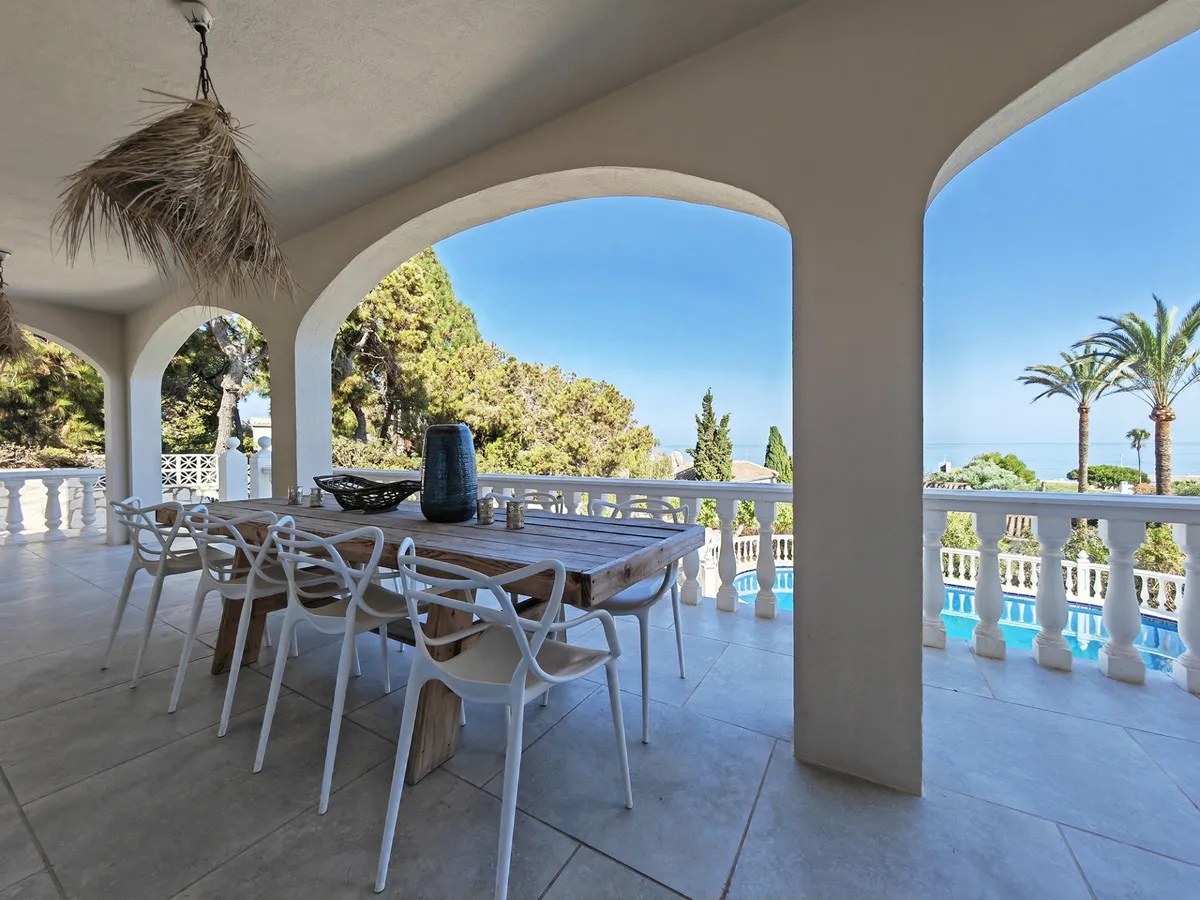 1794077c-77a5-43f6-8318-7efa48aabd25