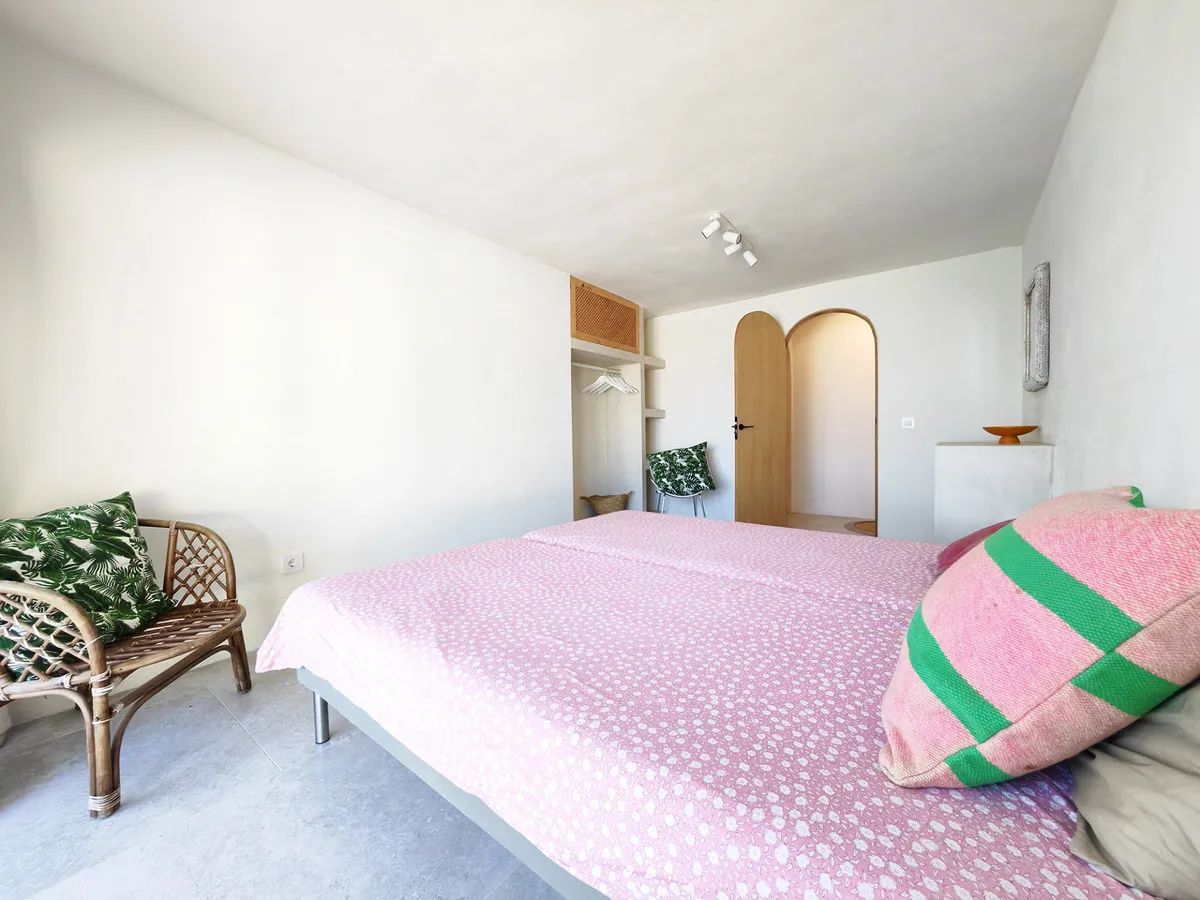 862ac7a1-9694-4c35-b8e4-0ba3c41d6c0c