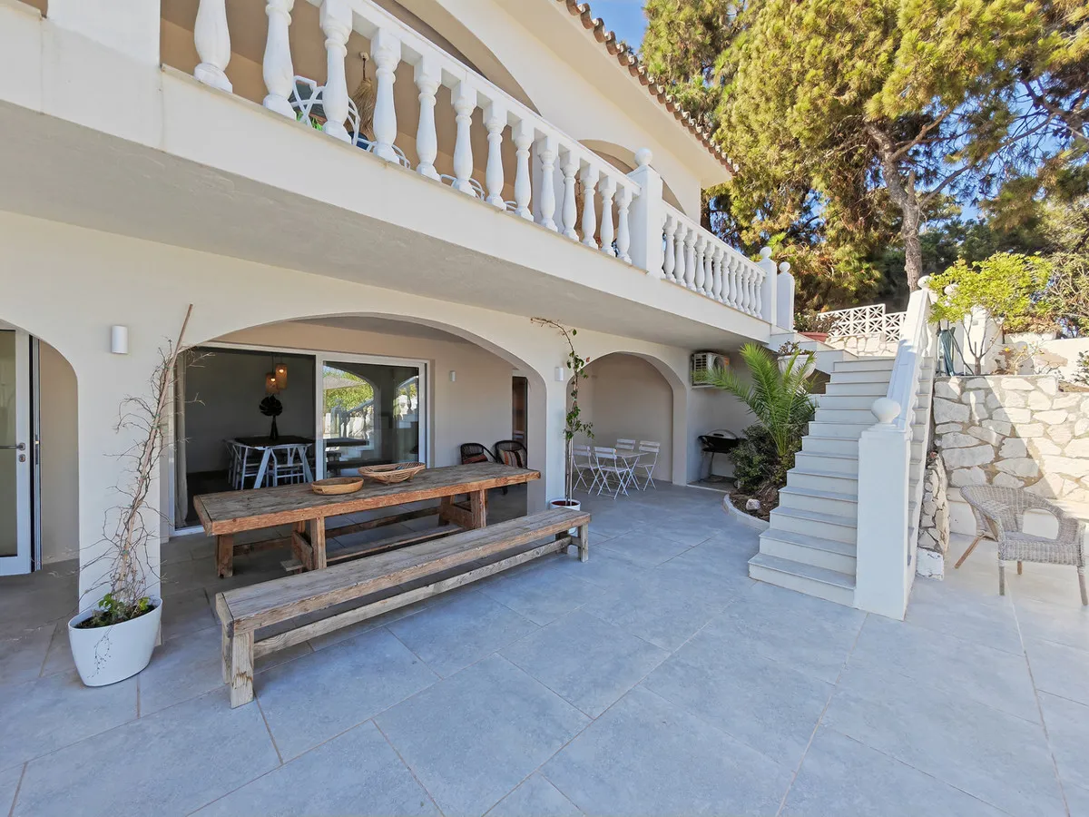 b4135635-a574-4232-b328-07cf155b72e2