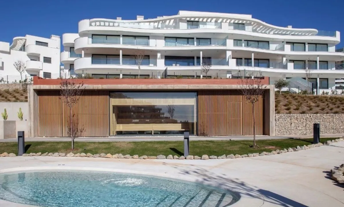 8bc42e81-87ac-4904-a2e2-9f797439af97