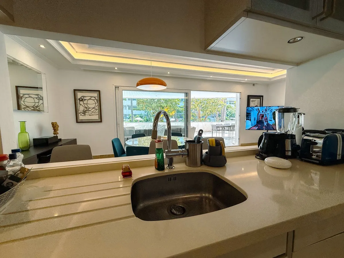 a47be5d3-30f9-431e-8b6a-6beb9e605610