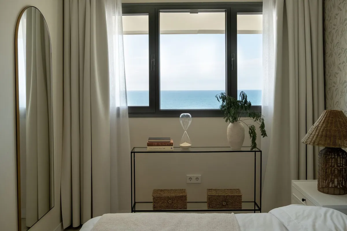 0eff554a-05e8-4186-9887-a978b3c9e008