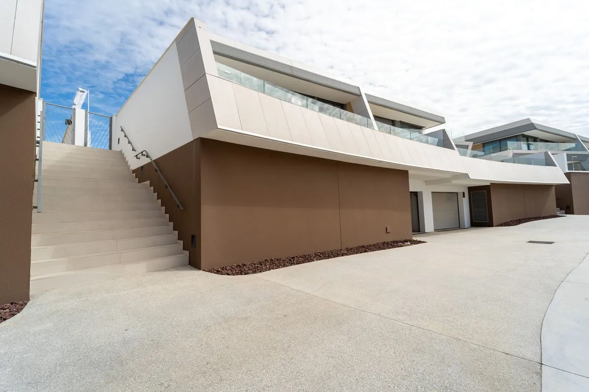 4be78720-5ae8-4ce9-bfea-c8acae15b46a