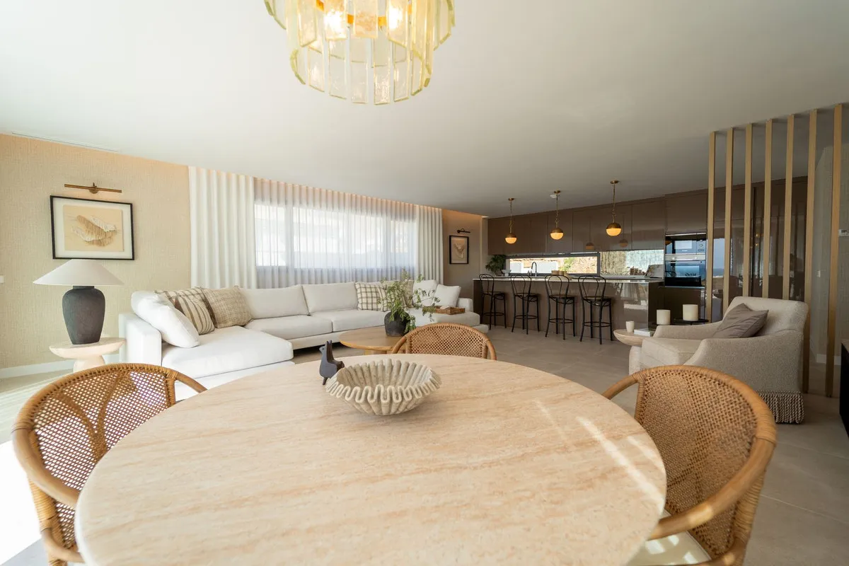 52333f58-b8f1-4475-ba98-118d9732e172