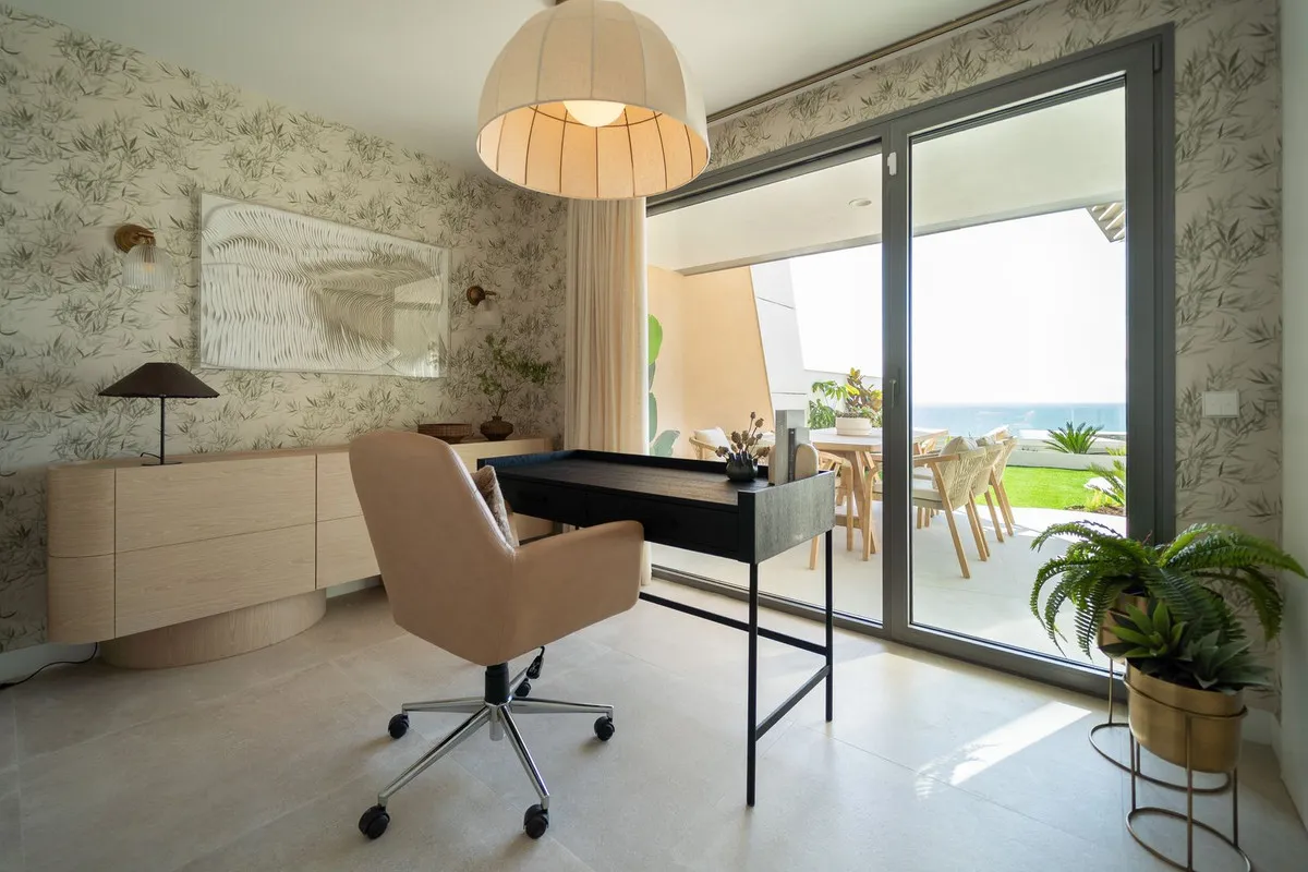 555f3f5c-bcb5-4096-9e94-890be5a83542