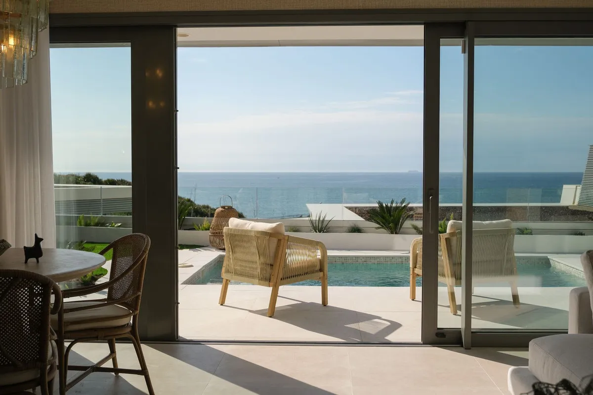 fa428084-9088-49c3-9bed-7fd0b662863b