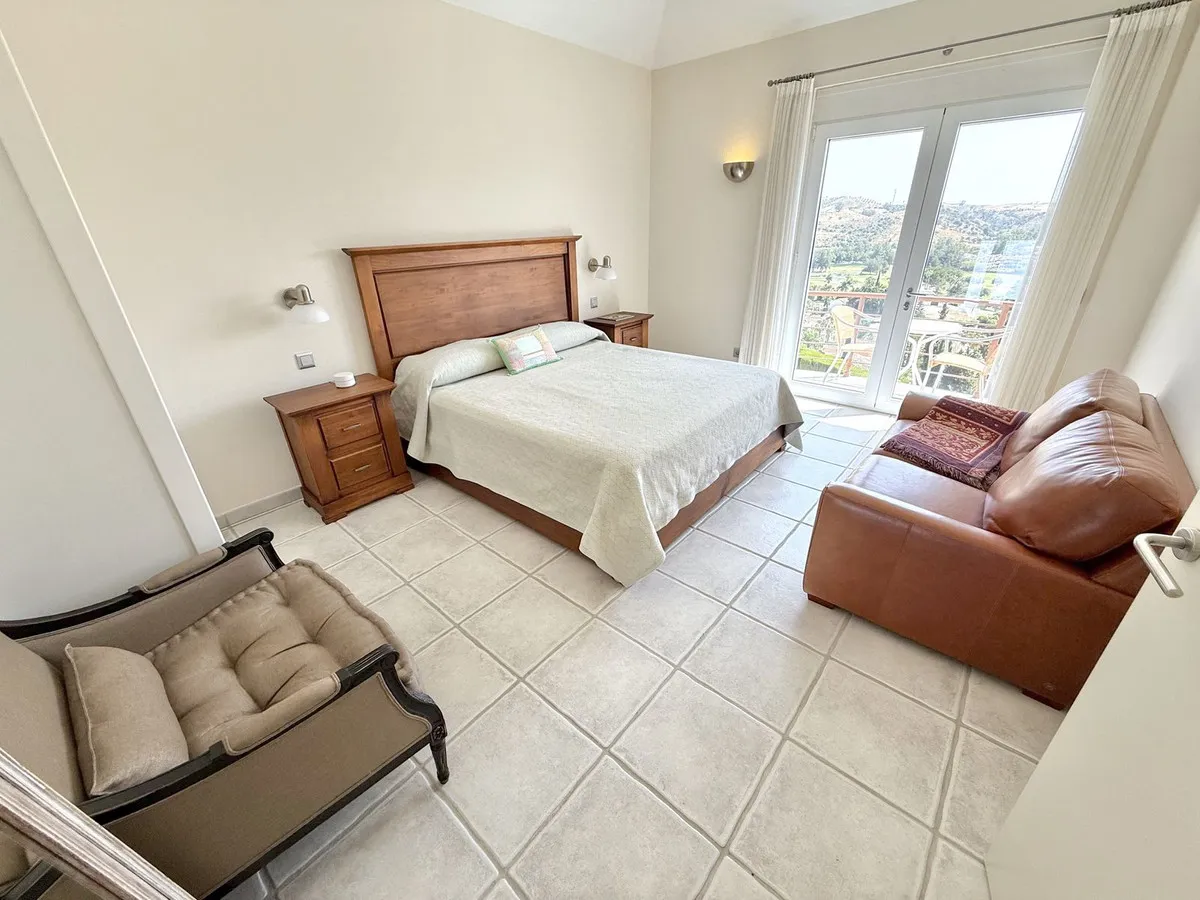 5f66879f-5227-4a1e-b5fb-50fb3492e323