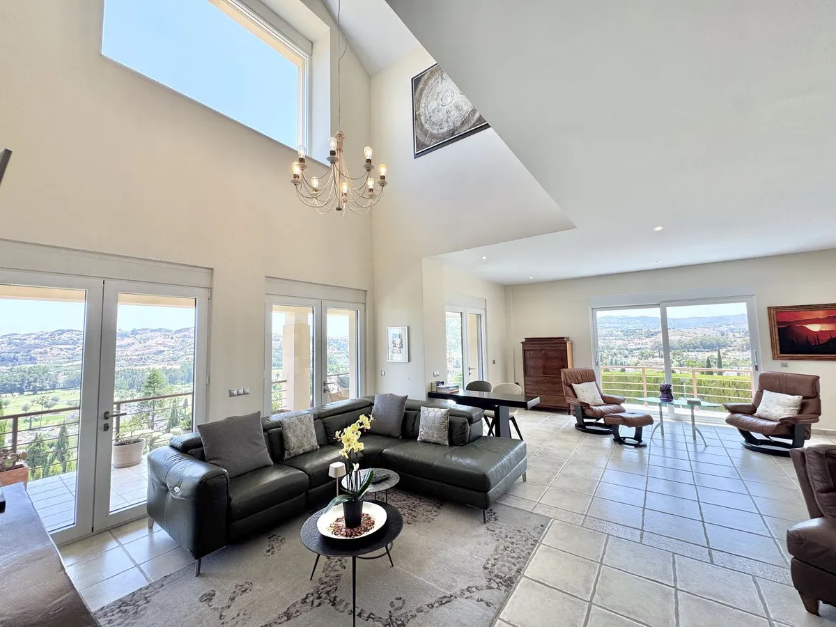 b89b3606-eea0-474a-b785-0c80f6062141