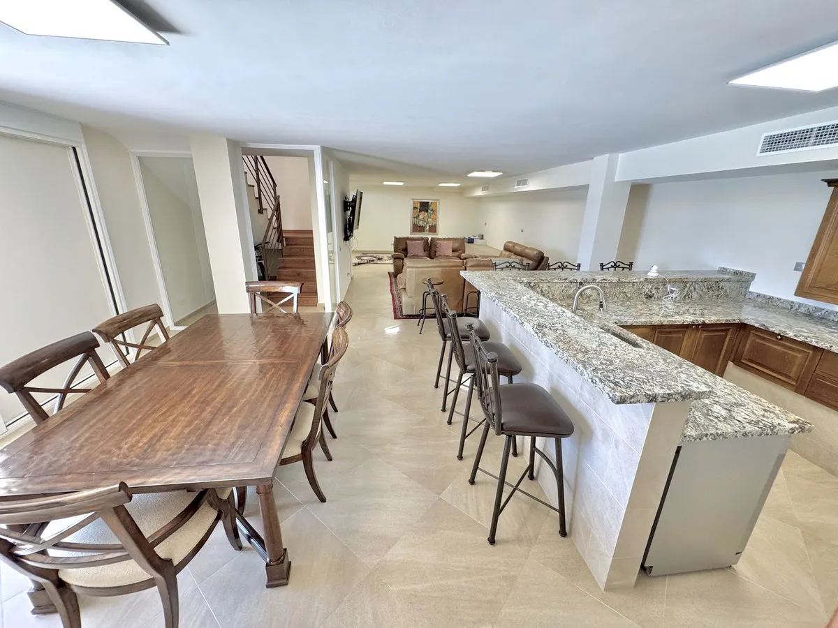 c058b216-8ec0-4e0d-a4ab-3dcde9a9b1b7