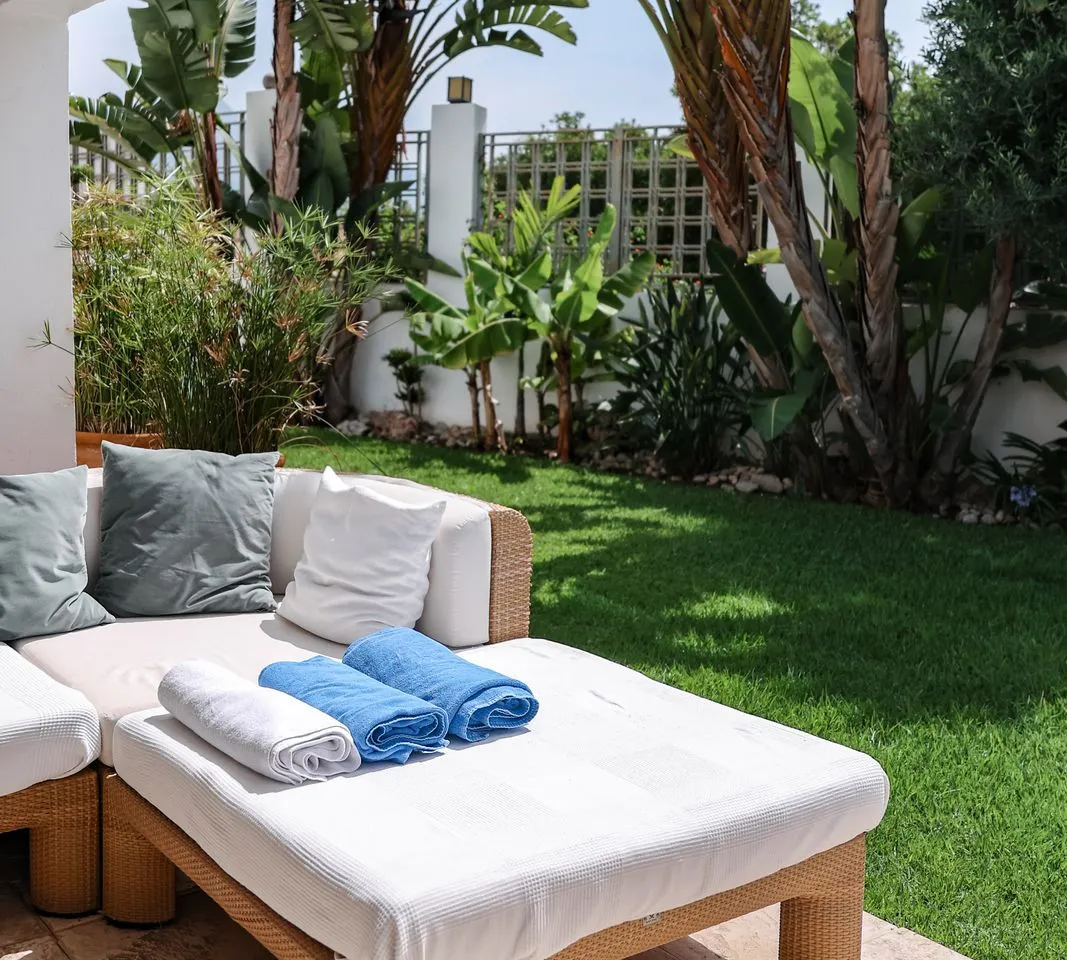 0a4f0780-b6a4-42d2-8b9f-8554414c4c67