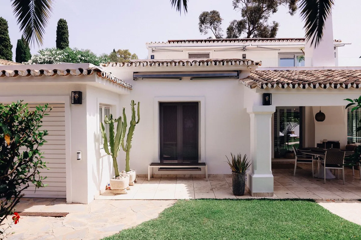 33ef25ba-ce63-4553-984e-a02cef7b62d4