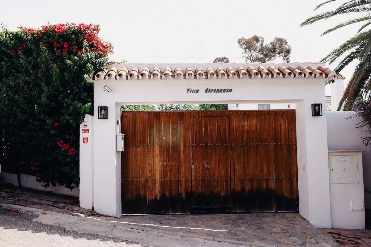 48bdfd66-0493-4537-8135-37704a641f45