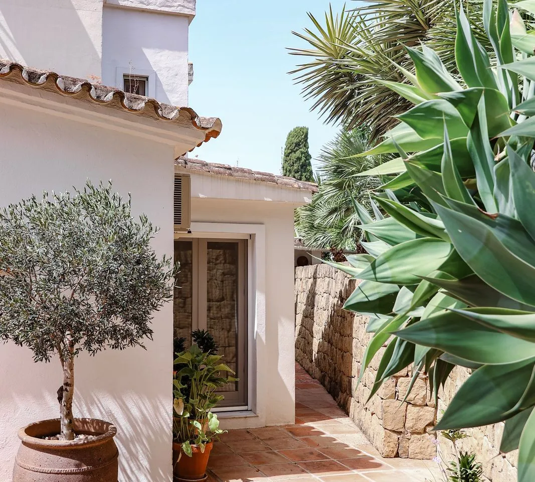 7462b372-e105-4aa2-8fdf-e8177665c7d5