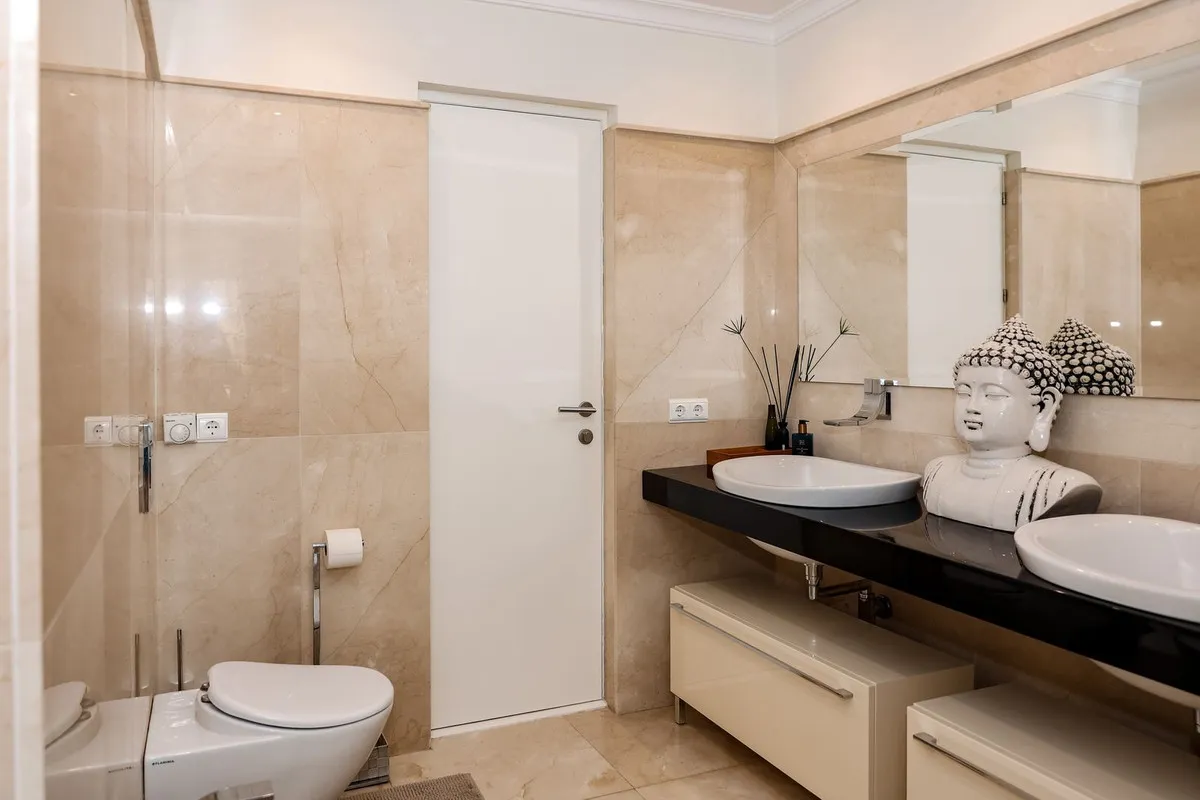 ab693441-0466-4887-bb73-fb0e8fb6518a