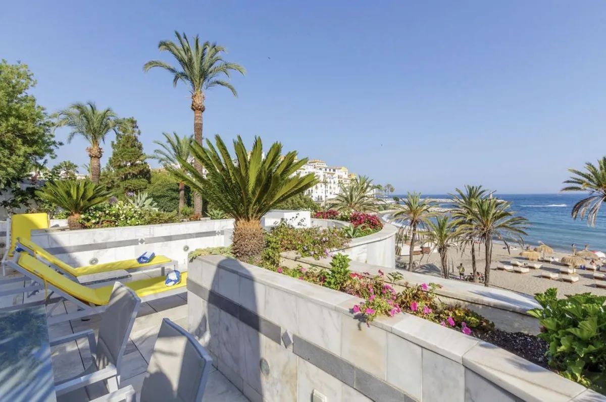 143cc698-ee74-46ae-b46f-369d499f0151