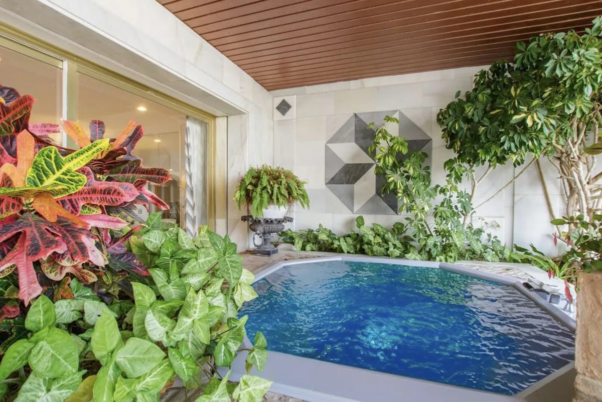 b9b42bc0-3b31-4515-8415-64a0a4c35508