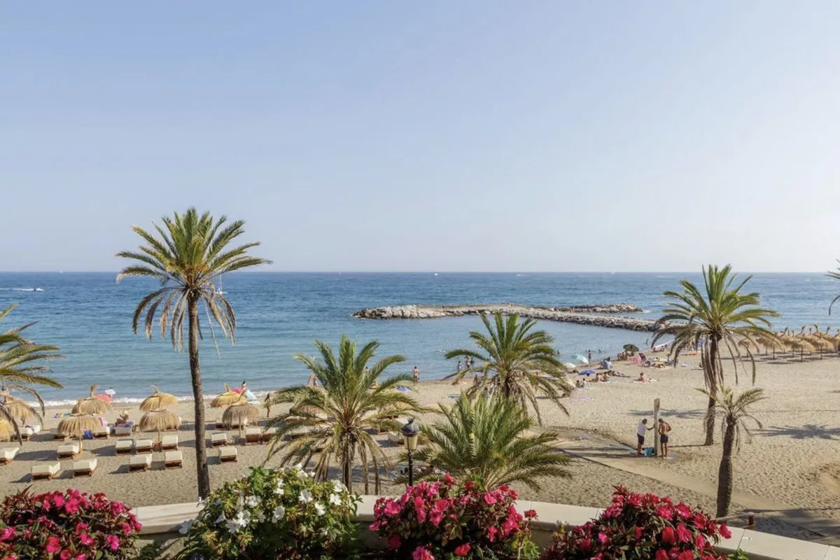 bf9affb3-867e-4546-9ef4-e2beaa5a811c