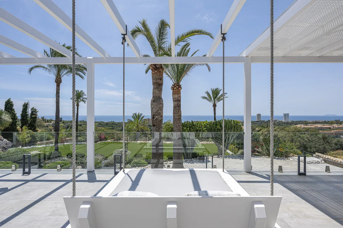 15d87e59-c0eb-48cb-9302-9c03d2877f10