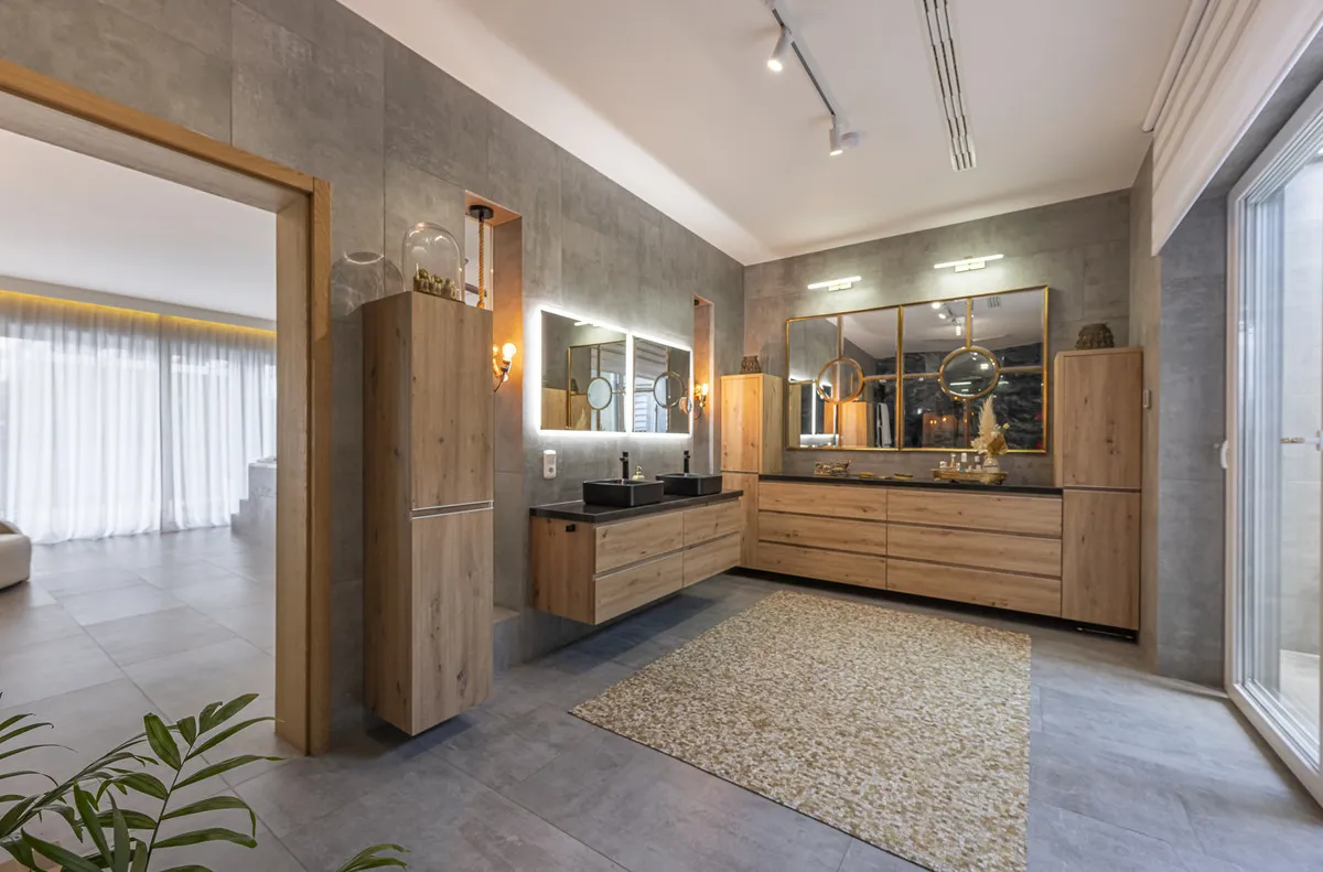 5a385219-177f-4a00-b94e-2eb3a39bef9a