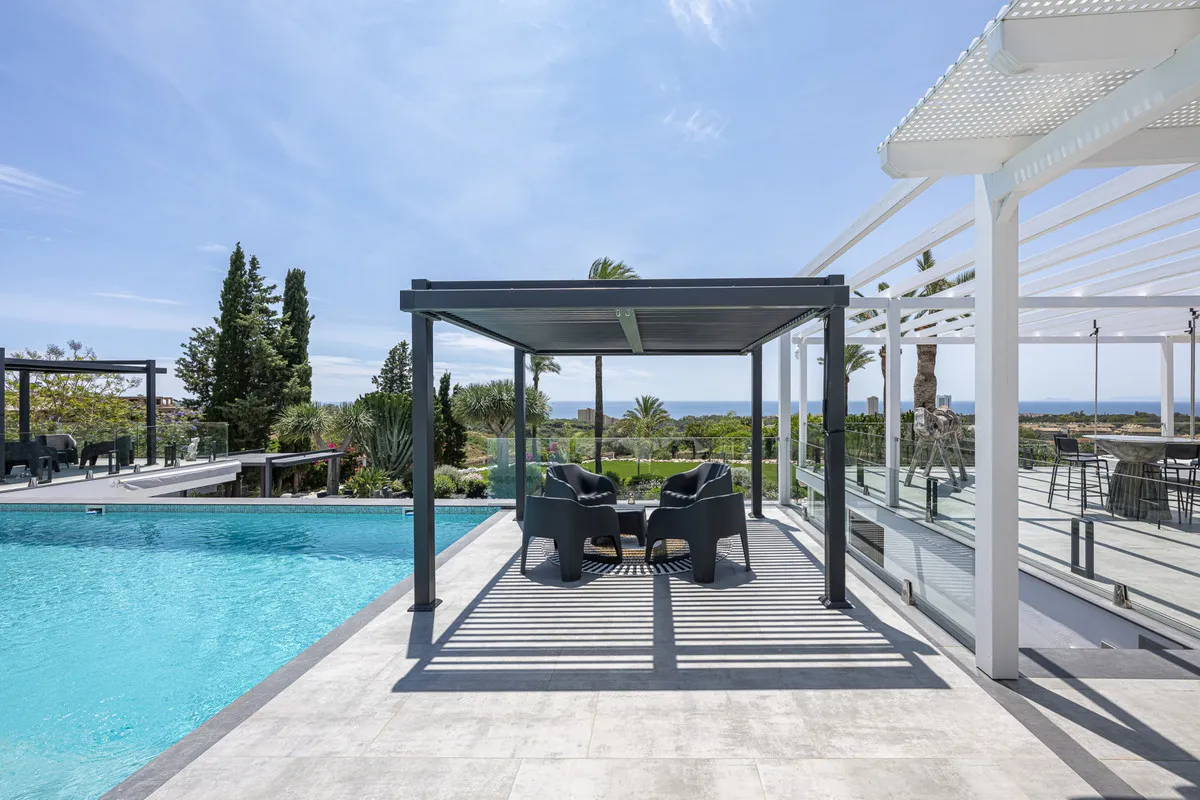 69a62b4e-8836-4c23-bc98-43ceb0b67dcc