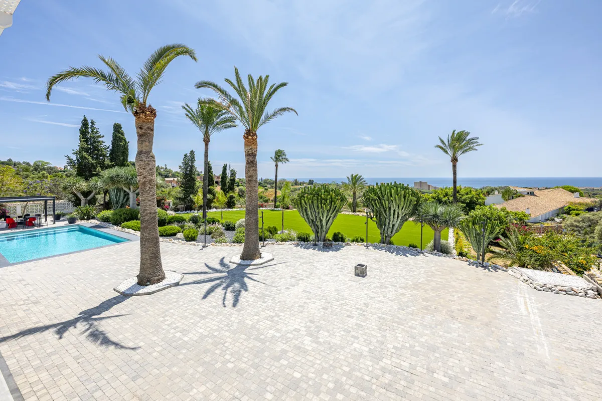 9e86894a-fb6c-4e14-a0cc-a9f661a6830d