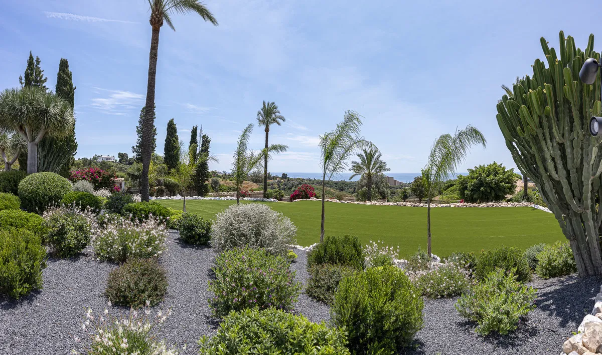 b3e0f4b9-6fb7-4ad9-ba8e-e03ace1ece0d