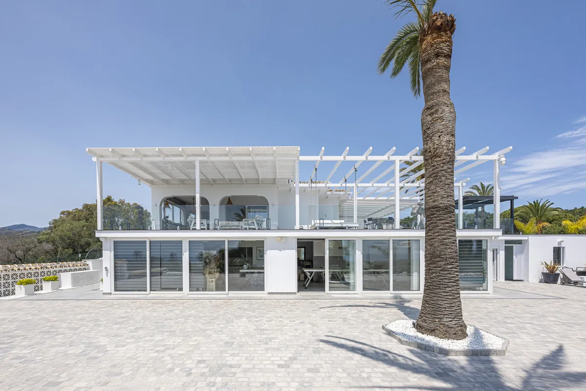 bf953e73-eb9c-4a3d-ad5b-1d41a4ae792f