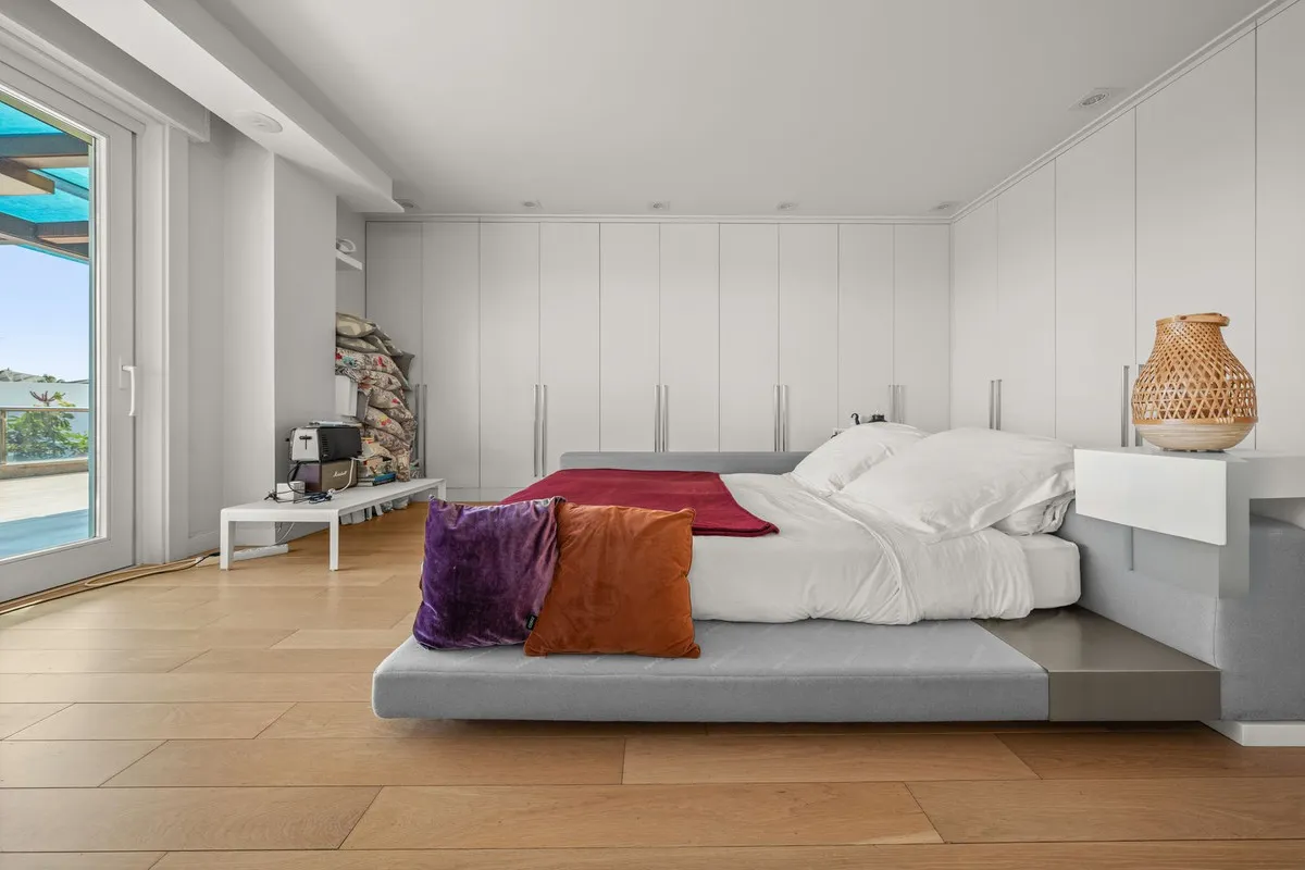 9f50c210-66ea-49bc-9813-ba8afcca1252