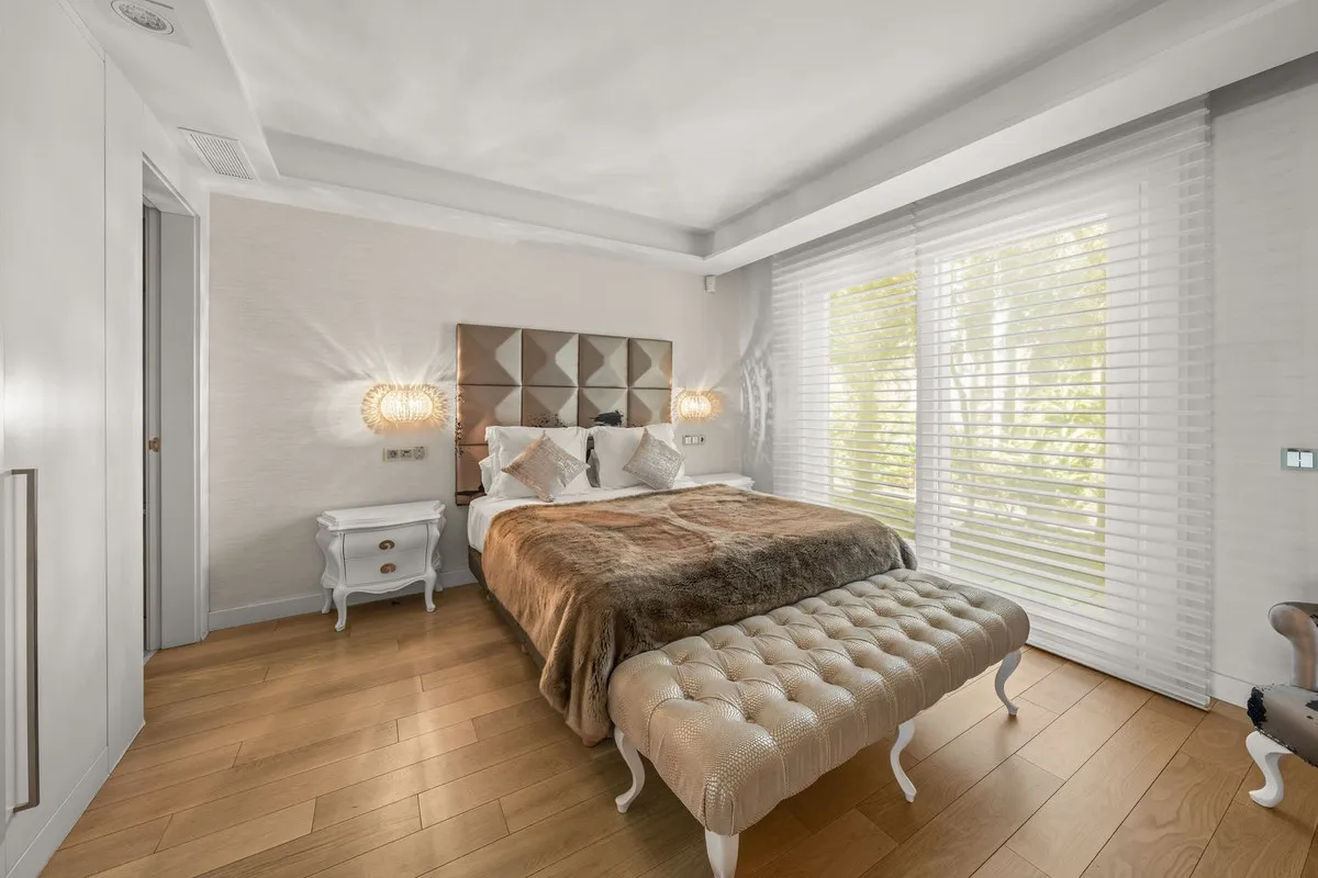 c101f0d7-bf98-4f11-b7e0-405b177a6971