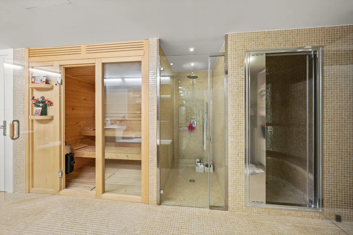 f9810ab1-49a8-4d5a-9cd3-54fc54c851c4