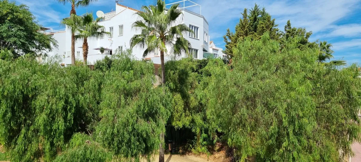 9a0486f8-4651-4eea-971d-e1da8f5d5b4b