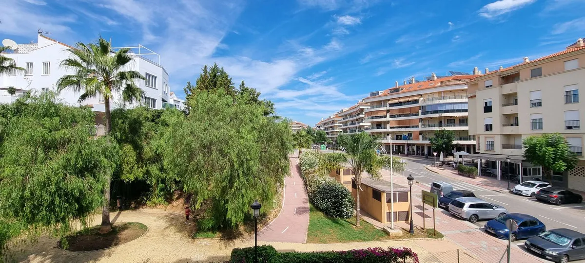 df76f6a6-aaac-459c-bf32-0cc8d2656191