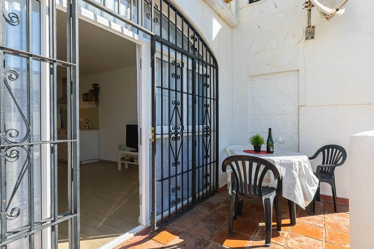 0b74ec44-8aa2-45a2-b6a5-40be95e18d15