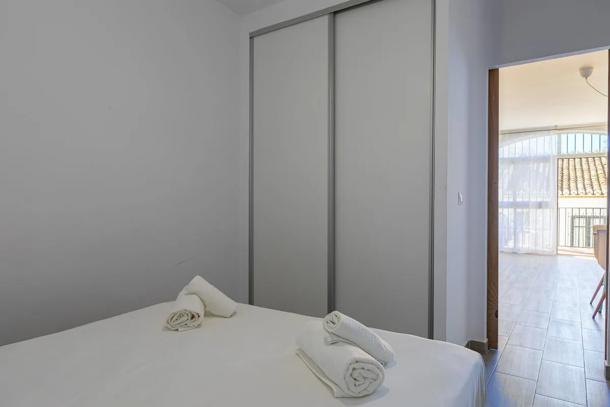 c89ea10e-b81f-4d34-abbf-efeb65831286