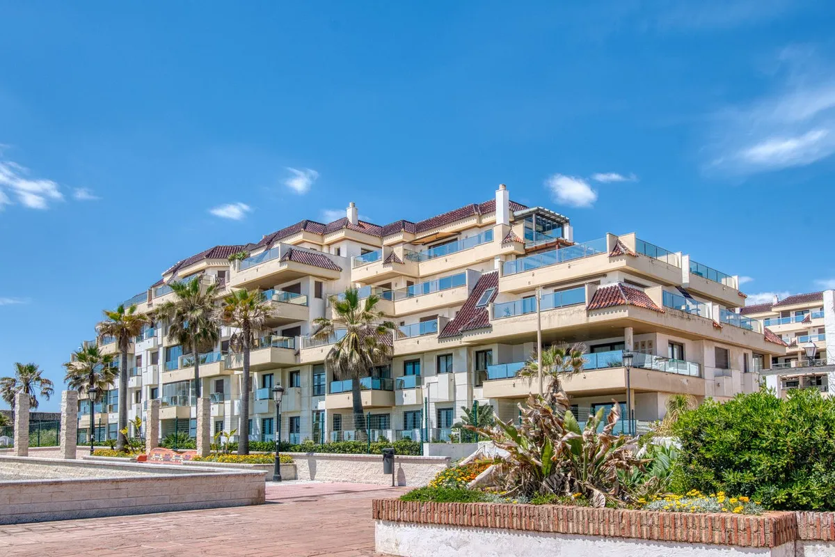 363a9527-44aa-415b-b4e1-108b53e40724