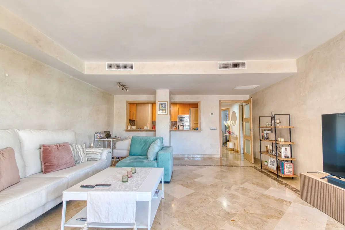 7777b958-765c-4ebb-80ca-be8d56a56acd