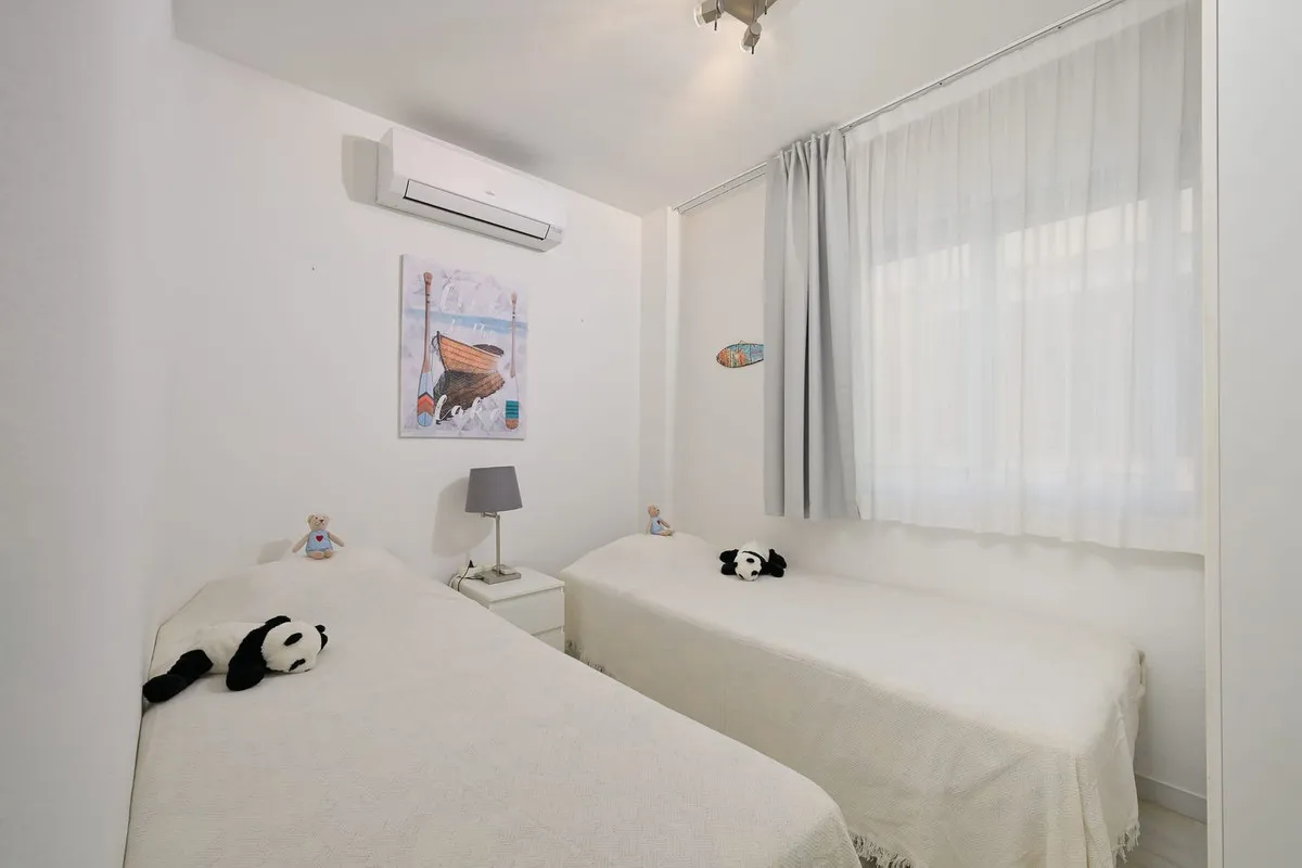 42fa8a0e-6563-4df7-8993-60c50a5fe925