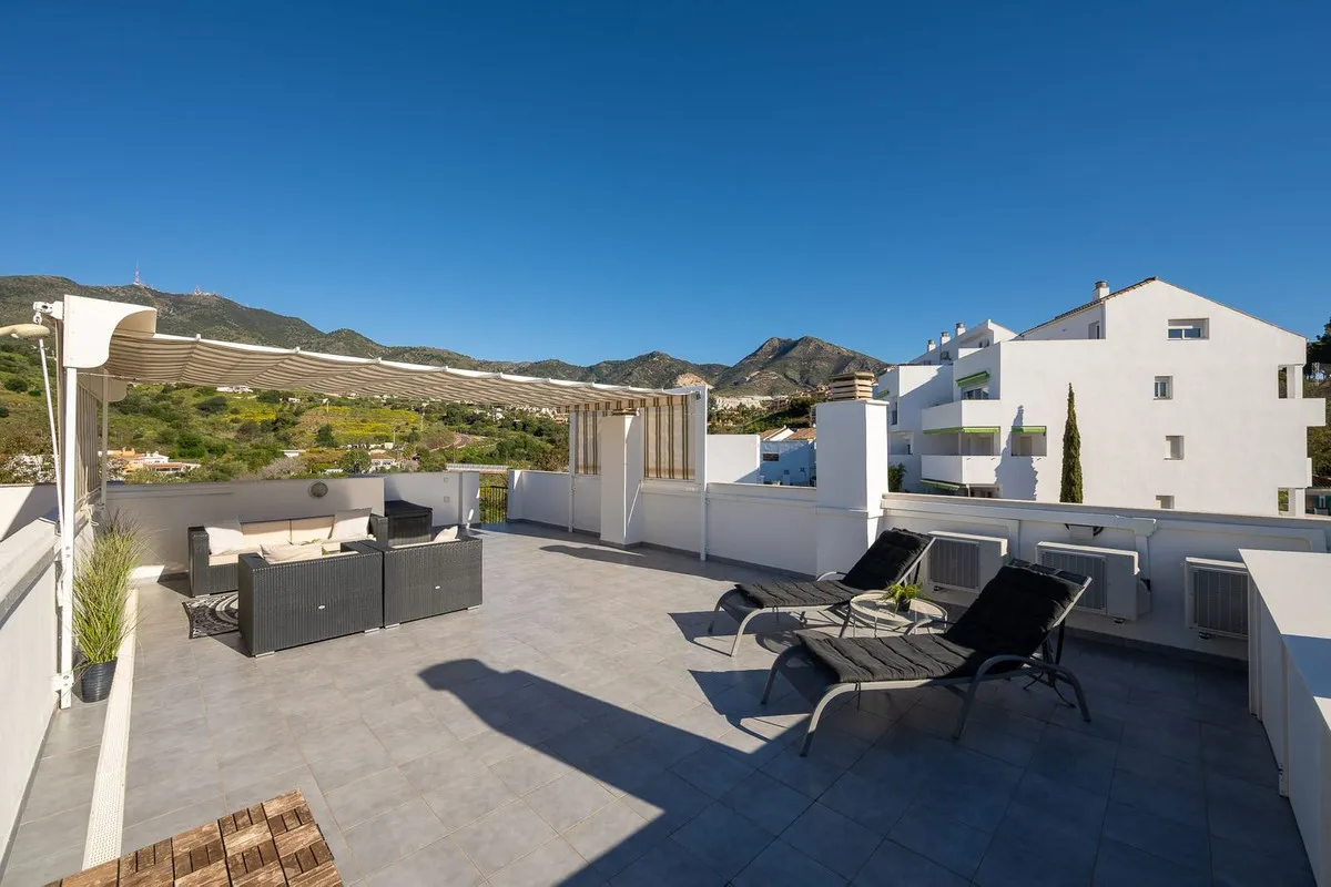 b7eb5c2c-0feb-4fcf-bcef-62c459d027e0