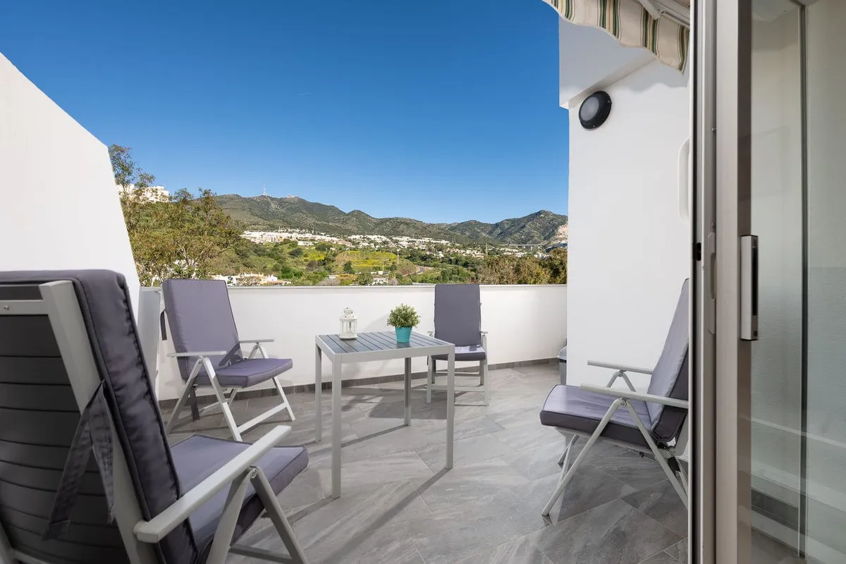 c113fc75-0faa-45b6-b3a5-2174ba4f61cf