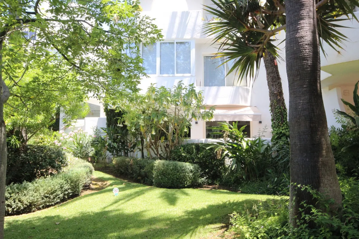 20e8efb6-da38-461d-9b93-d9f7ae73b1c6