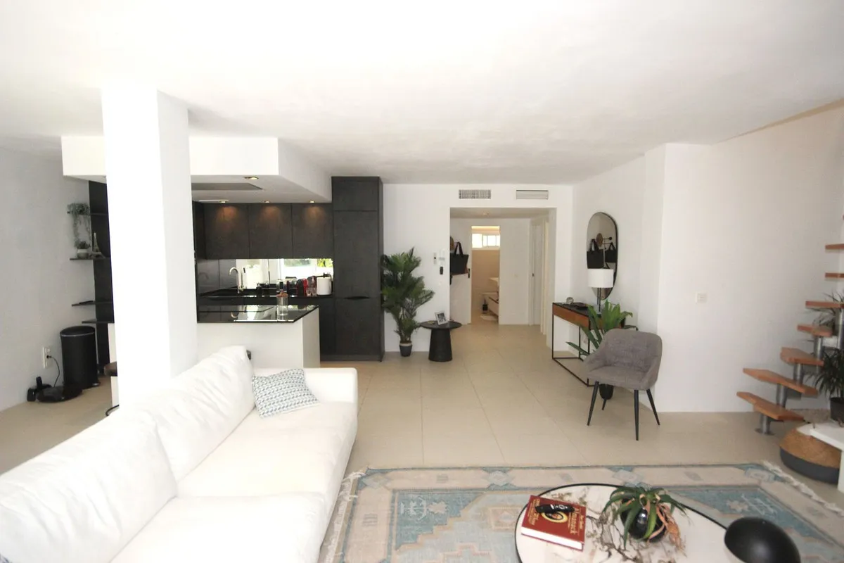 23bec752-60e5-4405-8fc1-462a06d10c2c