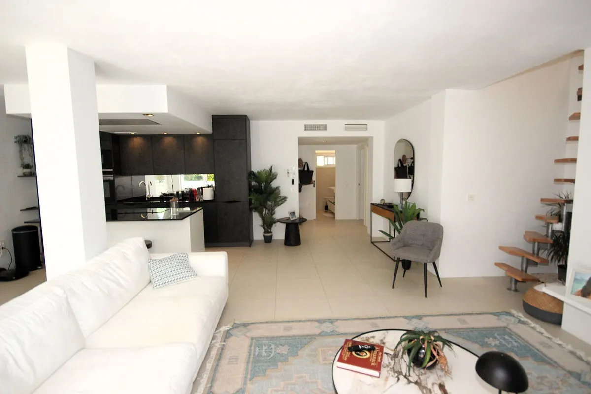 8bf85c5d-064e-4818-b123-dd2107631ee7