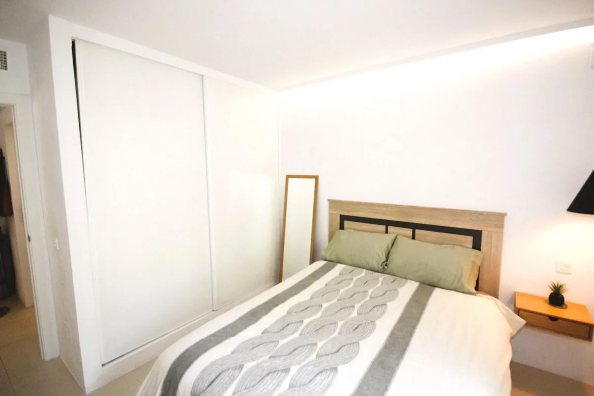 ae89efa4-a5f7-4a3d-a8e7-535586d090d3