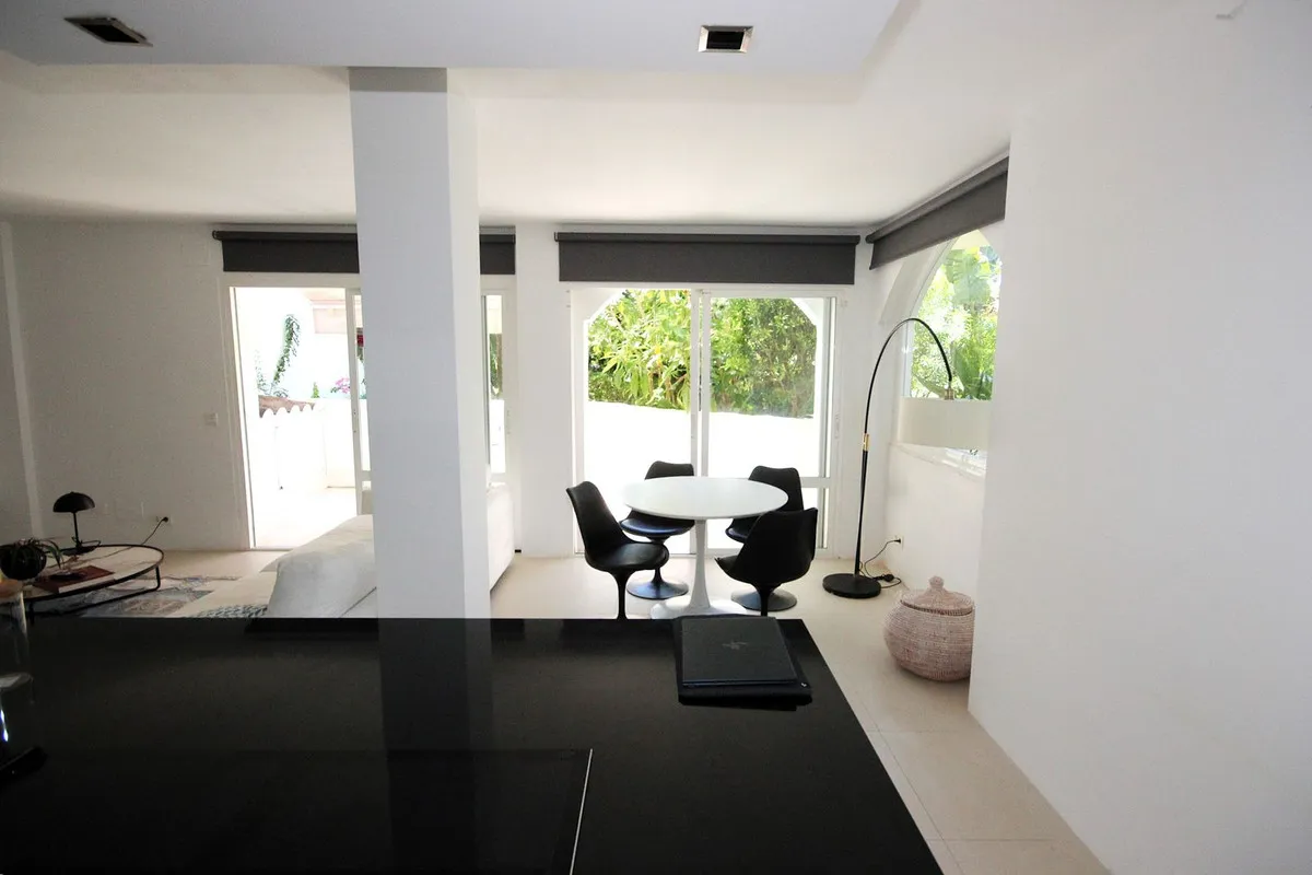 b1653198-14d4-4333-ba0b-61acc8db23b7