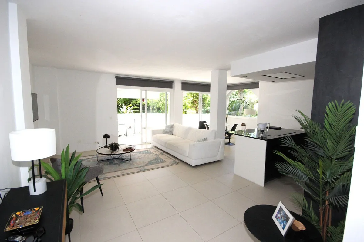 f0db117a-7642-454d-b891-edcec26ce598