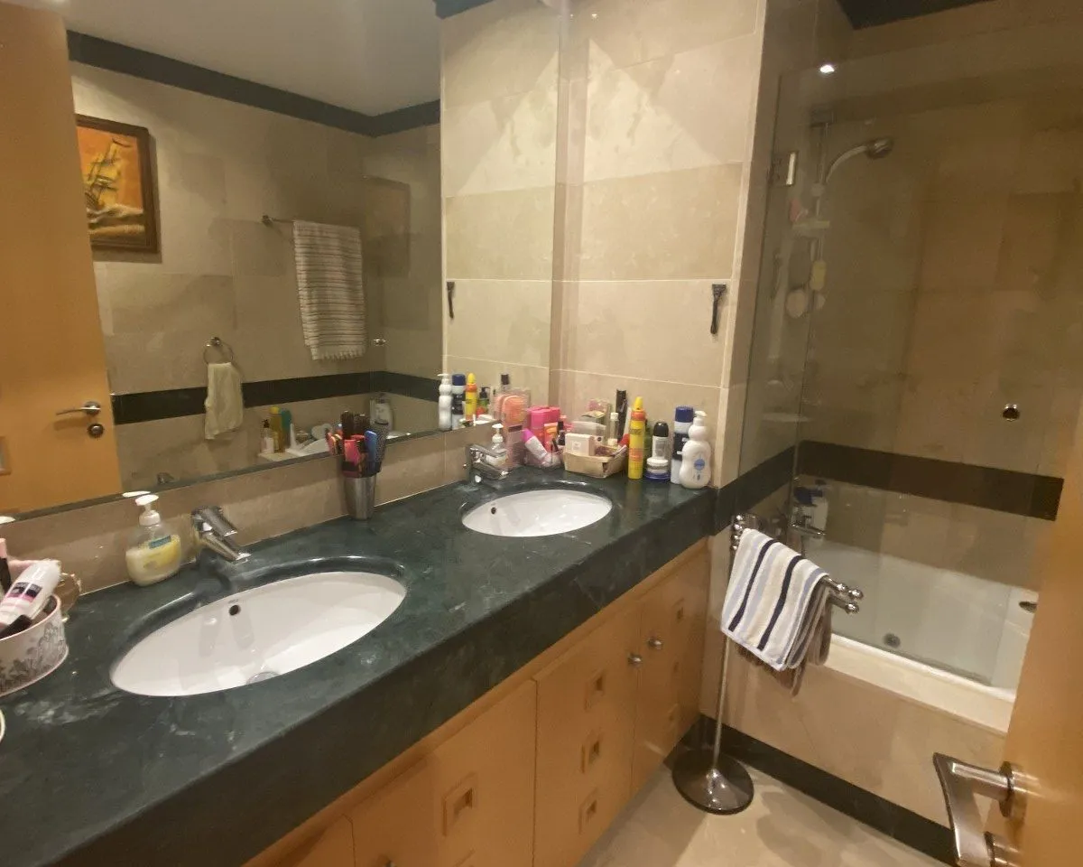 0fdf5abf-edd3-4ce2-8664-1ffe66e8f8f0