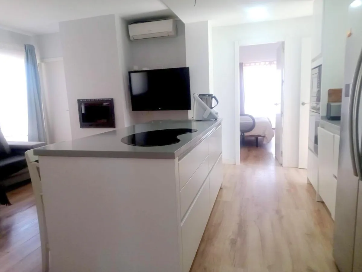 2be5d289-cb50-4ba9-97c3-7bc48bfd9767